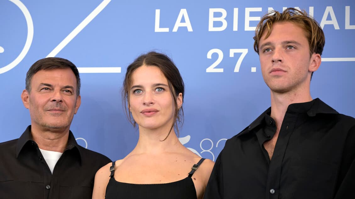 Ozon rilegge Camus: la rivolta contro l'assurdo capitalista