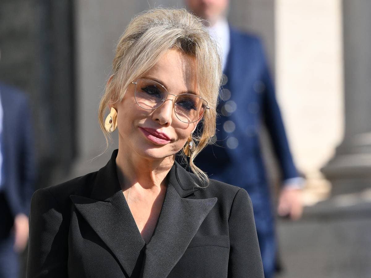 Marina Berlusconi vota sì: l'élite si traveste da giustizia