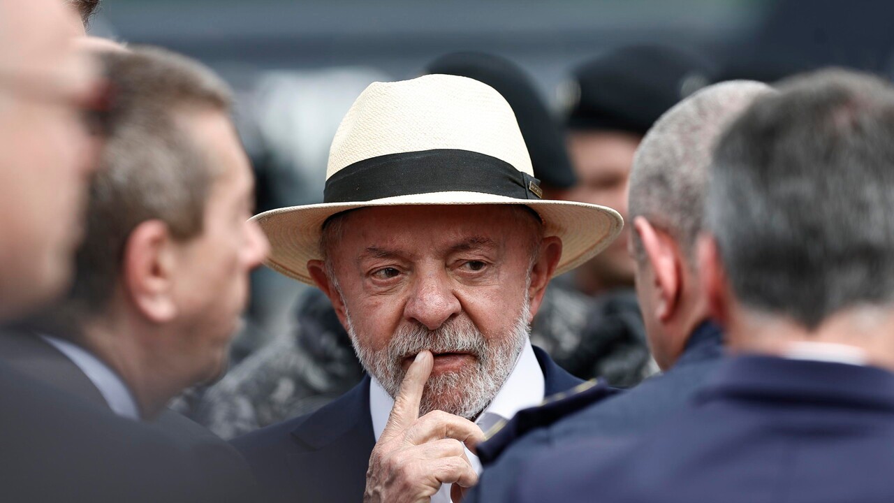 Lula sfida i bookmaker, i club del calcio tremano: 'senza scommesse moriamo'. E lui: 'Sciocchezze, vincevamo anche prima'