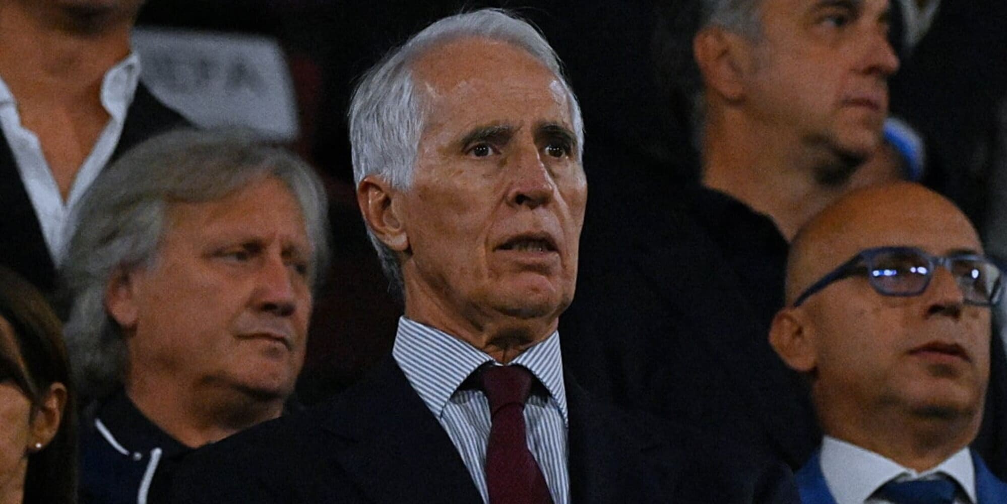 Malagò commissario di se stesso: il Coni si piega al potere del pallone